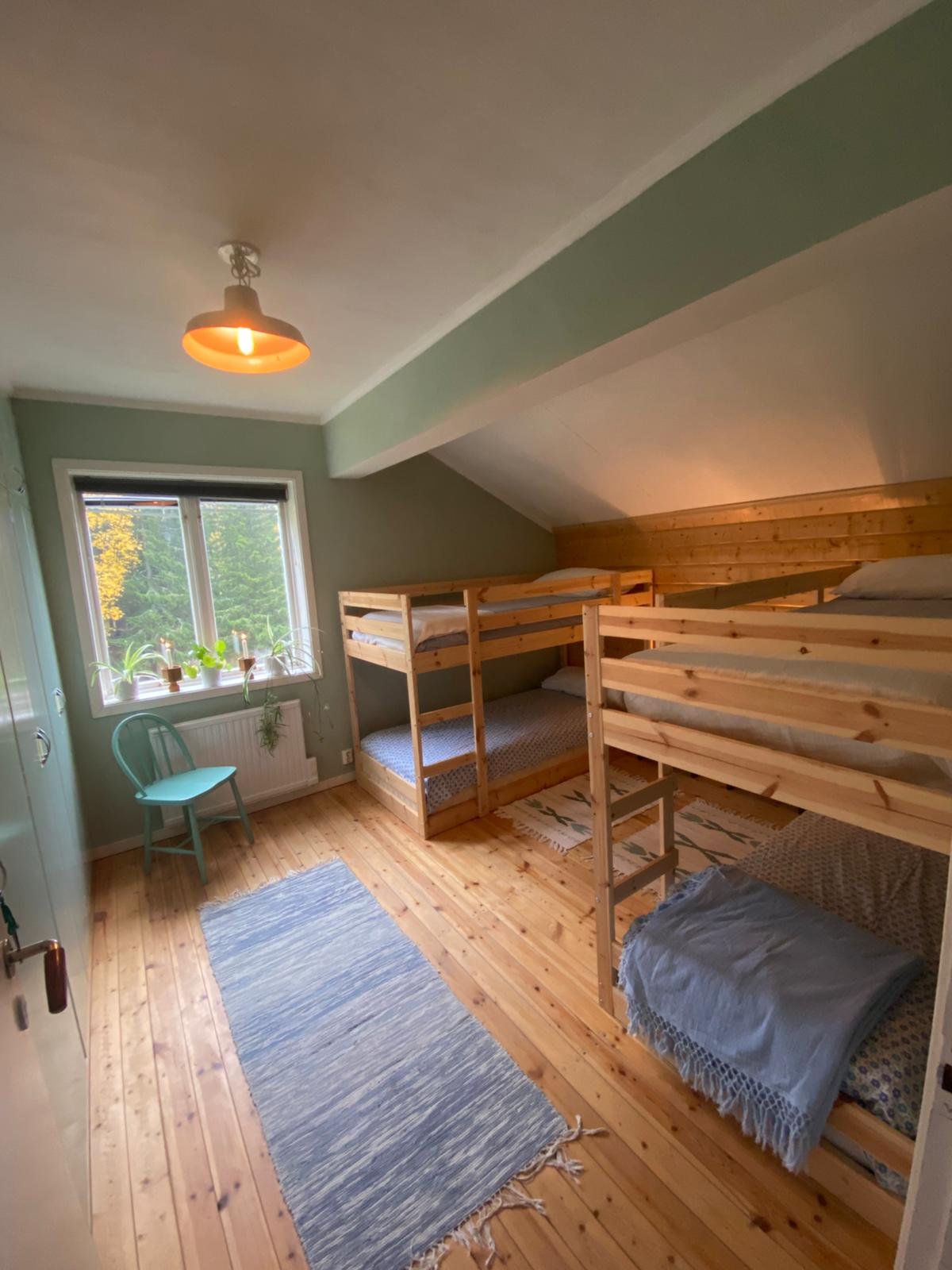 Shared sleeping room at the be.human.natural retreat house